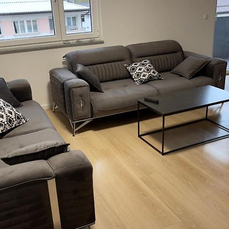 Apartman Lux Leilighet Zepce Eksteriør bilde